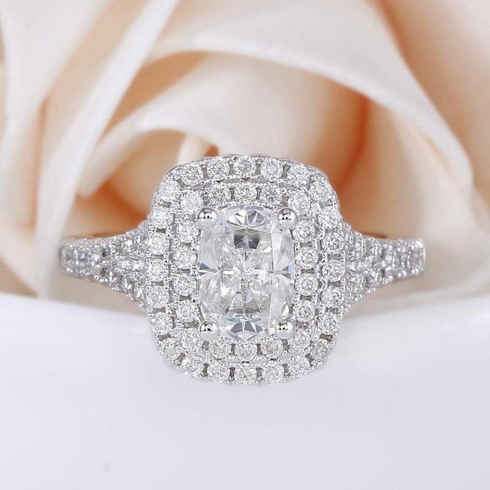 DovEggs Cushion Cut Silver Halo Moissanite Engagement Ring Size 7